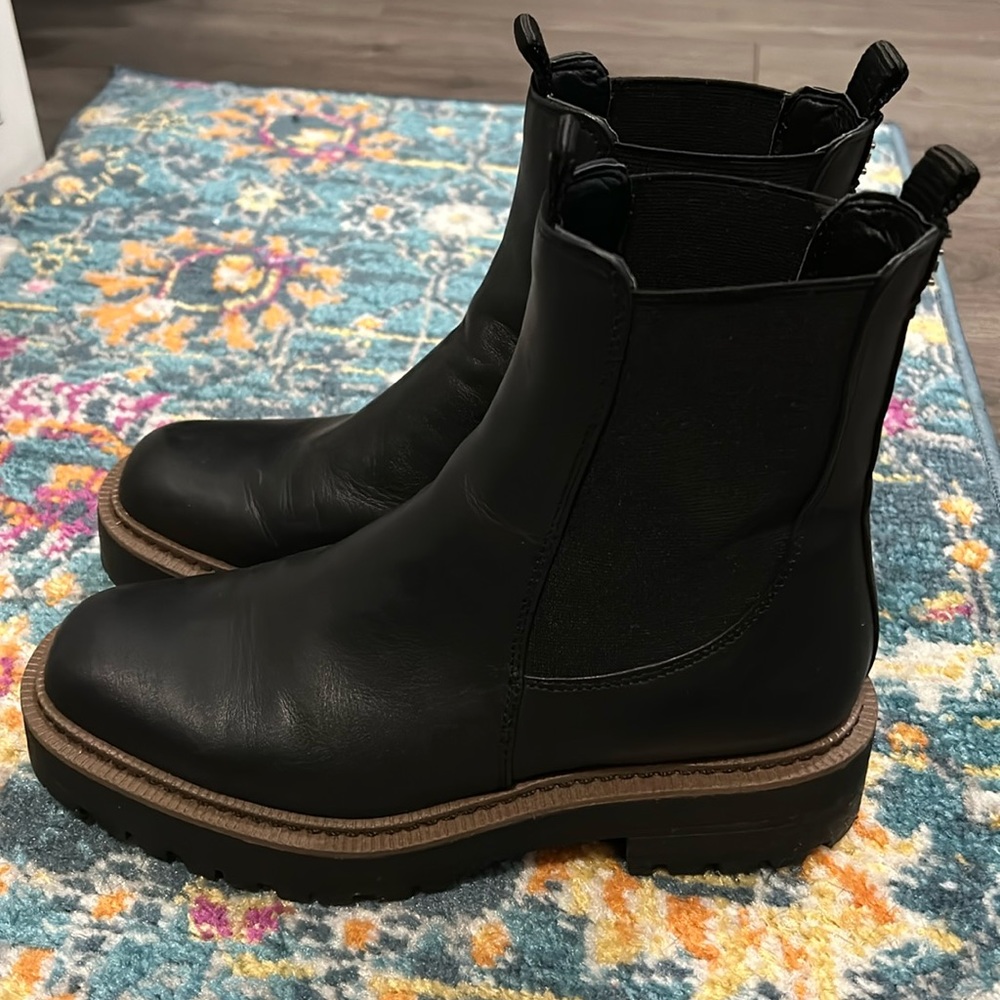 Sam Edelman Chelsea Laguna Boots 8